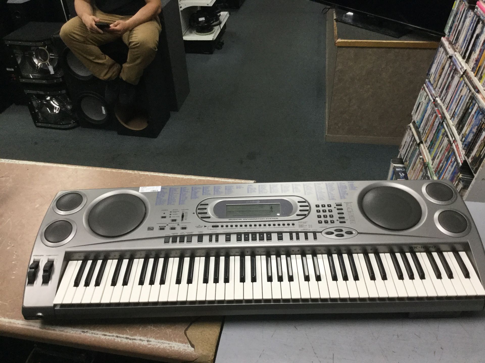 Casio keyboard wk1630 for Sale in Chicago, IL OfferUp