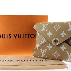 Louis Vuitton Kirigami Pochette Medium Envelope (Beige Monogram Canvas) France Women’s Accessories Part Casula Wedding NO Gucci Rolex Prada Chanel 