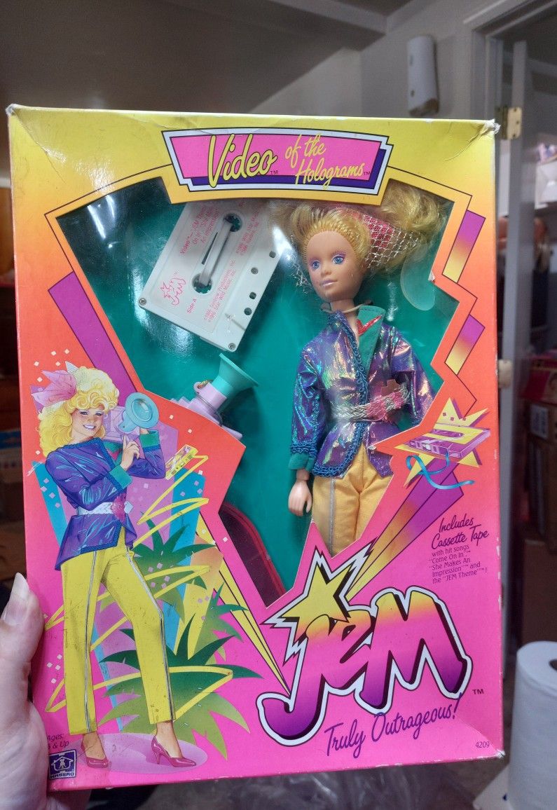 NRFB Jem and The Holograms Dolls