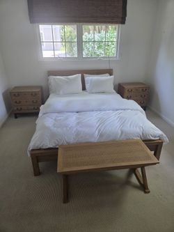 Queen Bed Set For Sale