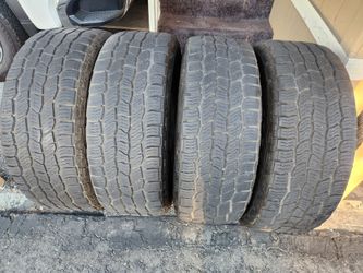 275 / 60 R 20 (4) TIRES COOPER