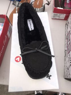 Size 7 new black