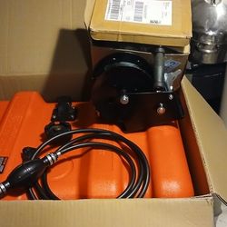 Boat Gas Tank/ Trailer Winch
