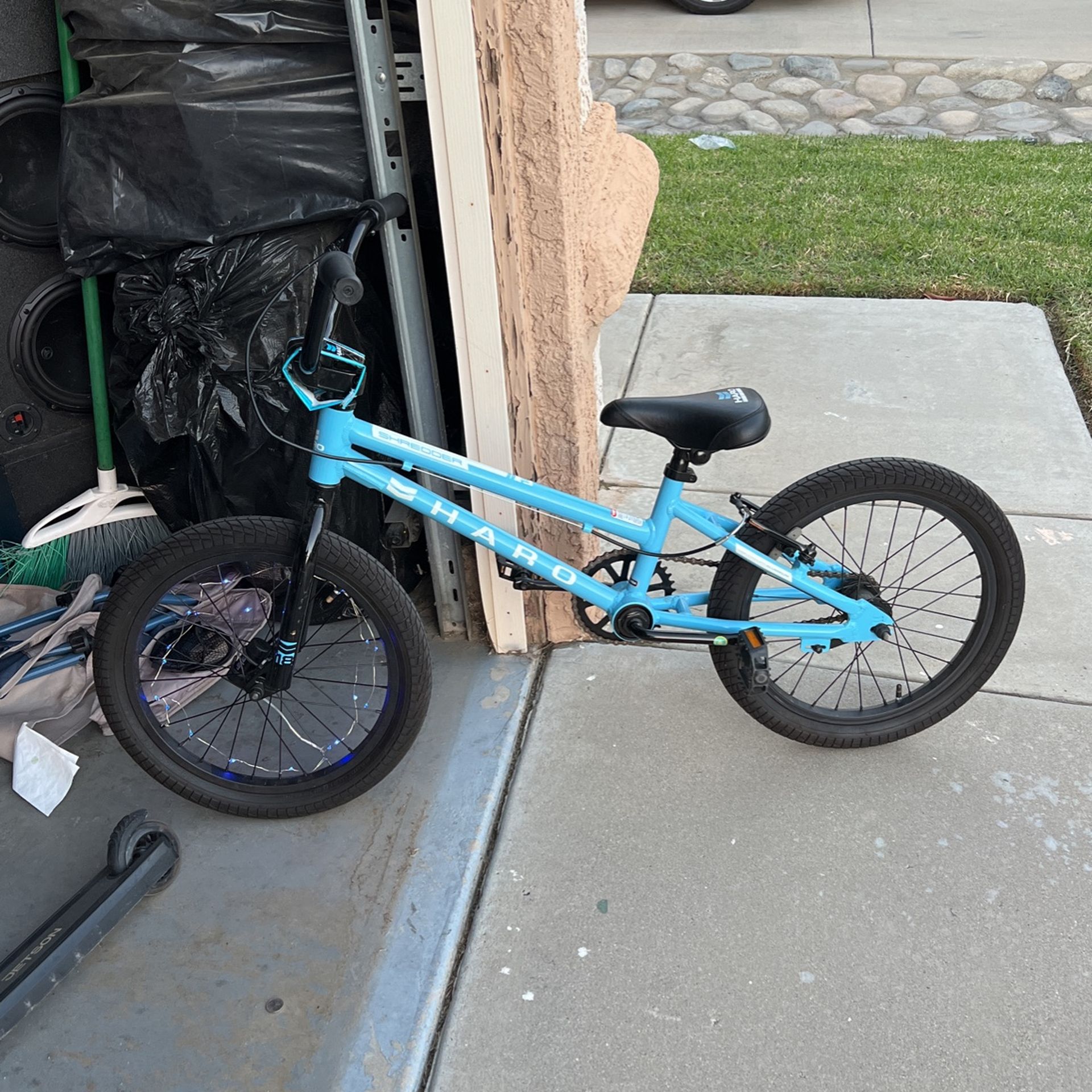 18 Inch Haro Bike Blue
