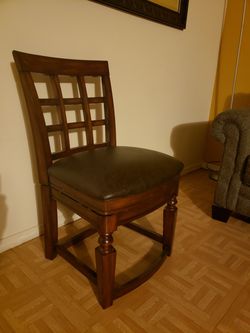 Heavy Duty Swivel Super comfy chair