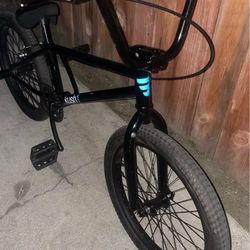 Bomma 20 inch need gone asap