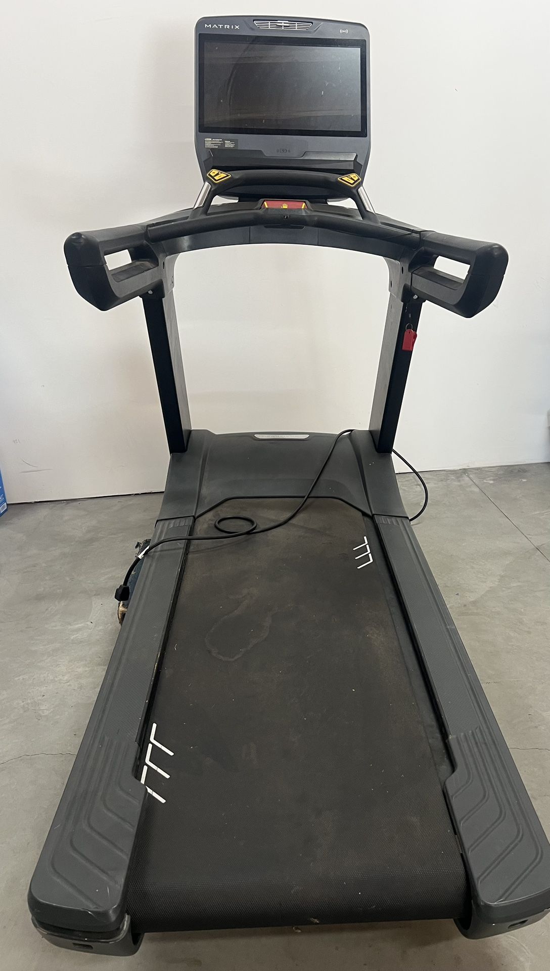 Matrix Performance Touch Treadmill TPS- Touch