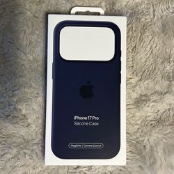 Apple iPhone 17 Pro Silicone Case 