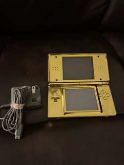 Extreme Rate Nintendo DS Lite - Chrome Gold With Charger