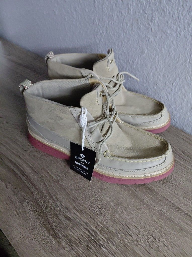 Sperry Men's Boots Size 8.5 Brand New