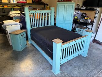 Bedroom set / full size bed room set