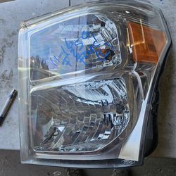 Ford f250 left Headlight oem