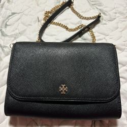 *New Black Tory Burch Chain Wallet 