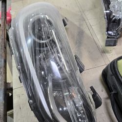 2017-18 Elantra Headlight