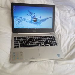 Laptop DELL Inspiron 15 Touchscreen 15" INTEL 1Tera HD  Windows 11 LIKE NEW And Charger  INCLUDED