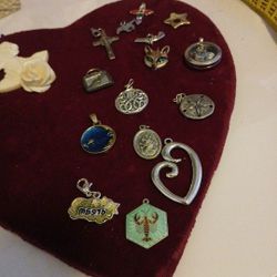 Silver Charms  And Pennant 