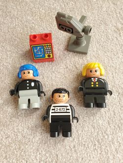 Lego Duplo Police Officers and Inmate