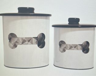 Dog treat container