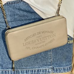 Authentic - Louis Vuitton WOC