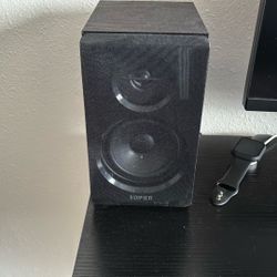 Studio Monitors. Edifier R33BT (Bluetooth)