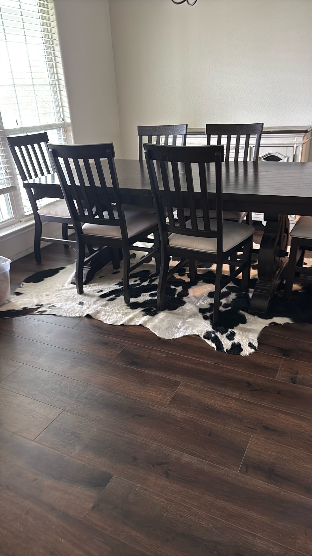 Dining room table