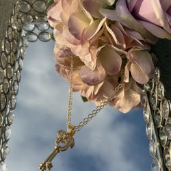 Disney Minnie Mouse Necklace 