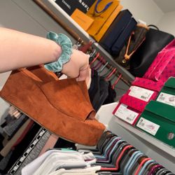 Women’s Platform Heel 