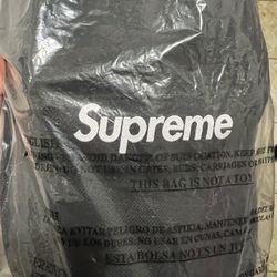 Supreme Cap Box Logo 