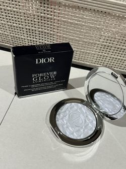 Dior Forever Glow Luminizer