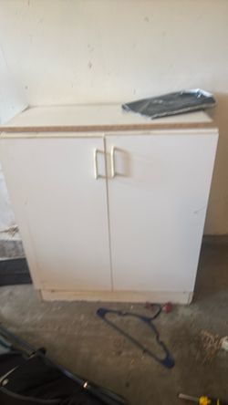 Free cabinet