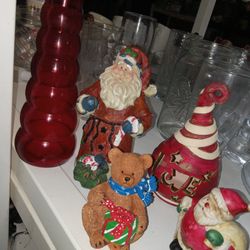 Christmas Decor All 2 Dollar 
