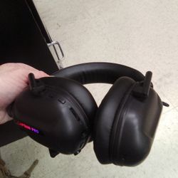 RYR 560 CAPTAIN PRO gaming Headphones.
