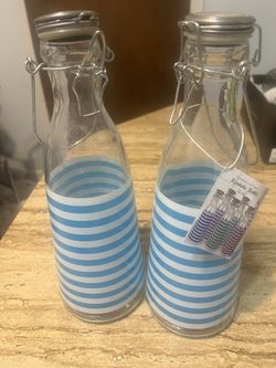 2 32oz Hermetic Bottles