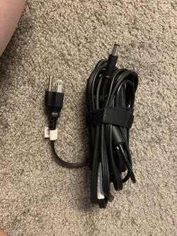 Computer charger. Hp charger. Round pin
