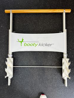 Booty kicker for Barre