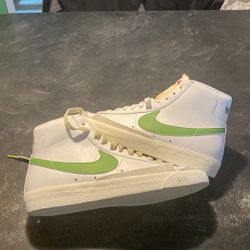 DS Nike Blazer