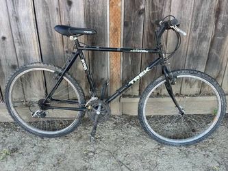 Trek commuter bike tall size