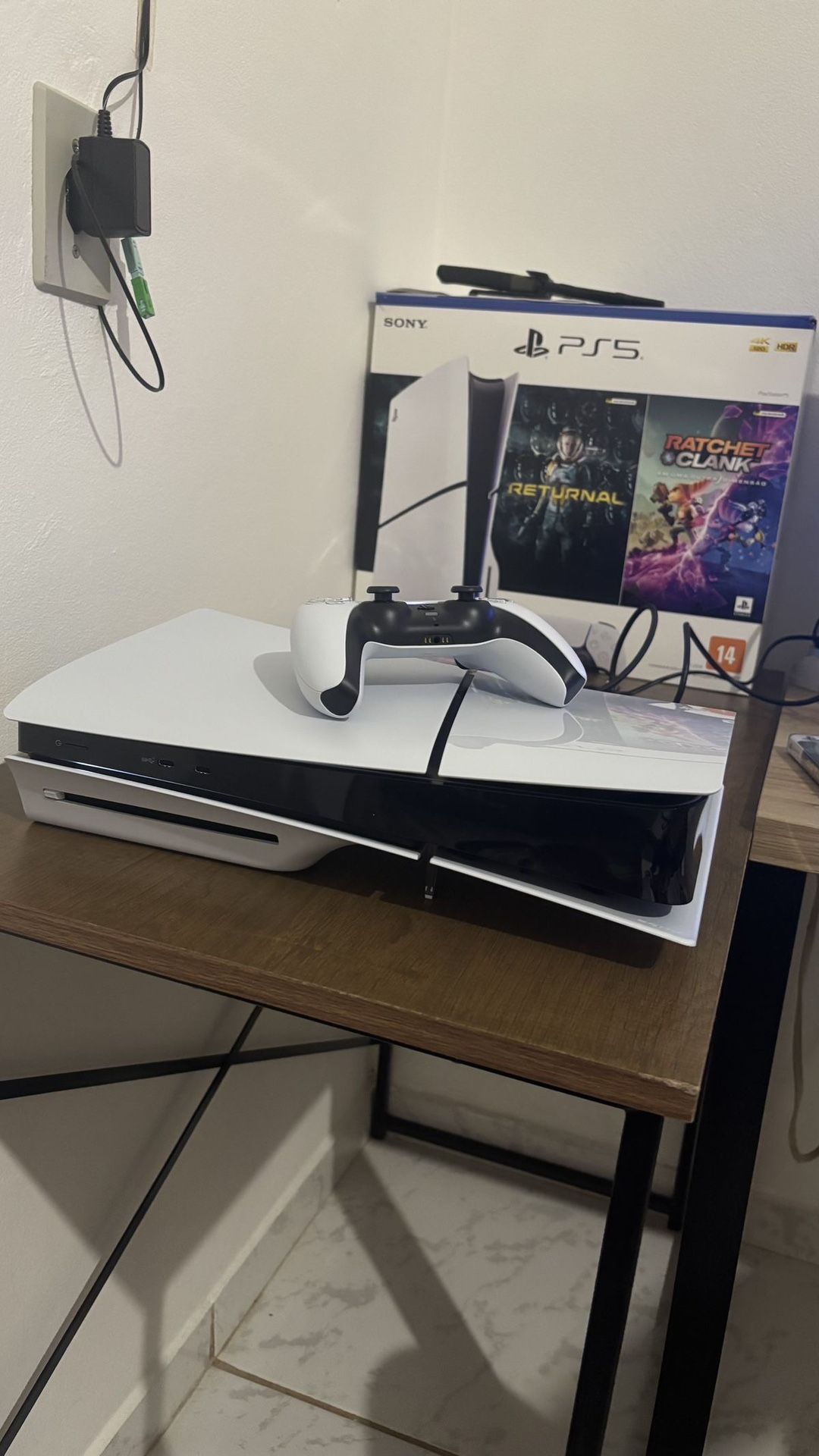 Open Box PS5 With Games And One Pad