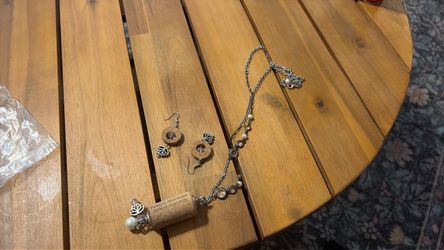 Corkscrew jewelry