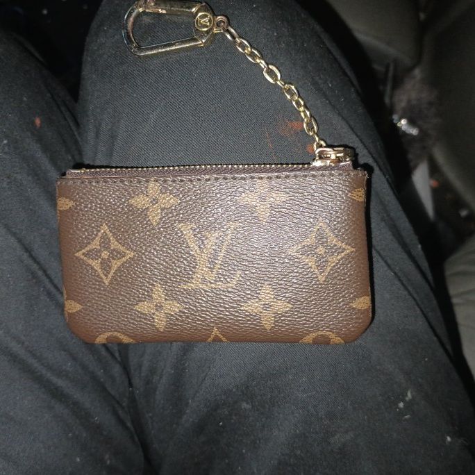 Authentic Louis Vuitton Handbag Not Fake for Sale in Portland, OR - OfferUp
