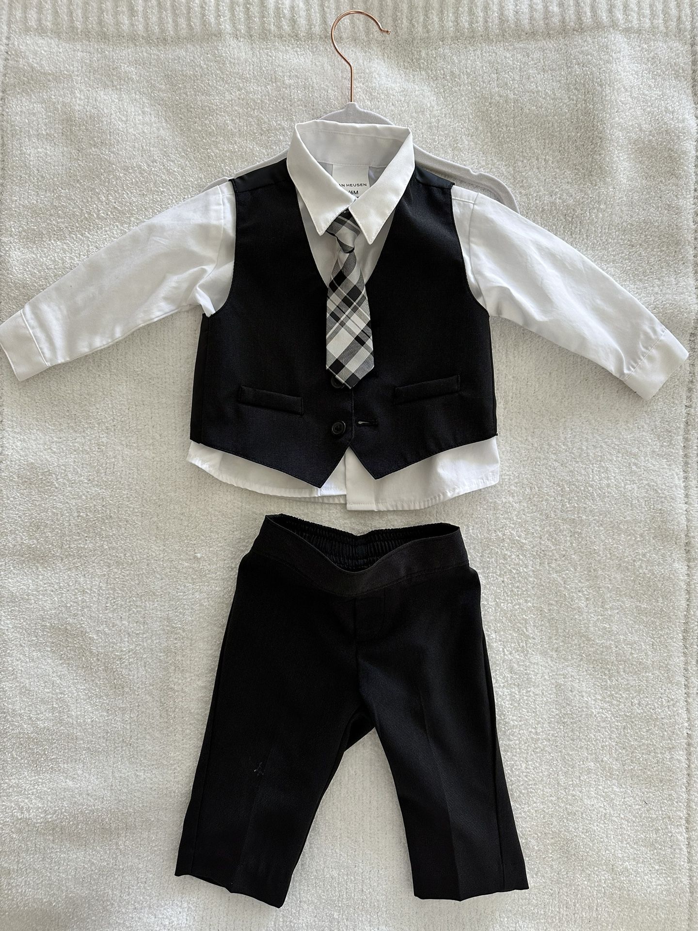  Baby Tuxedo Set Like-New (3-6 Months) - Worn Once