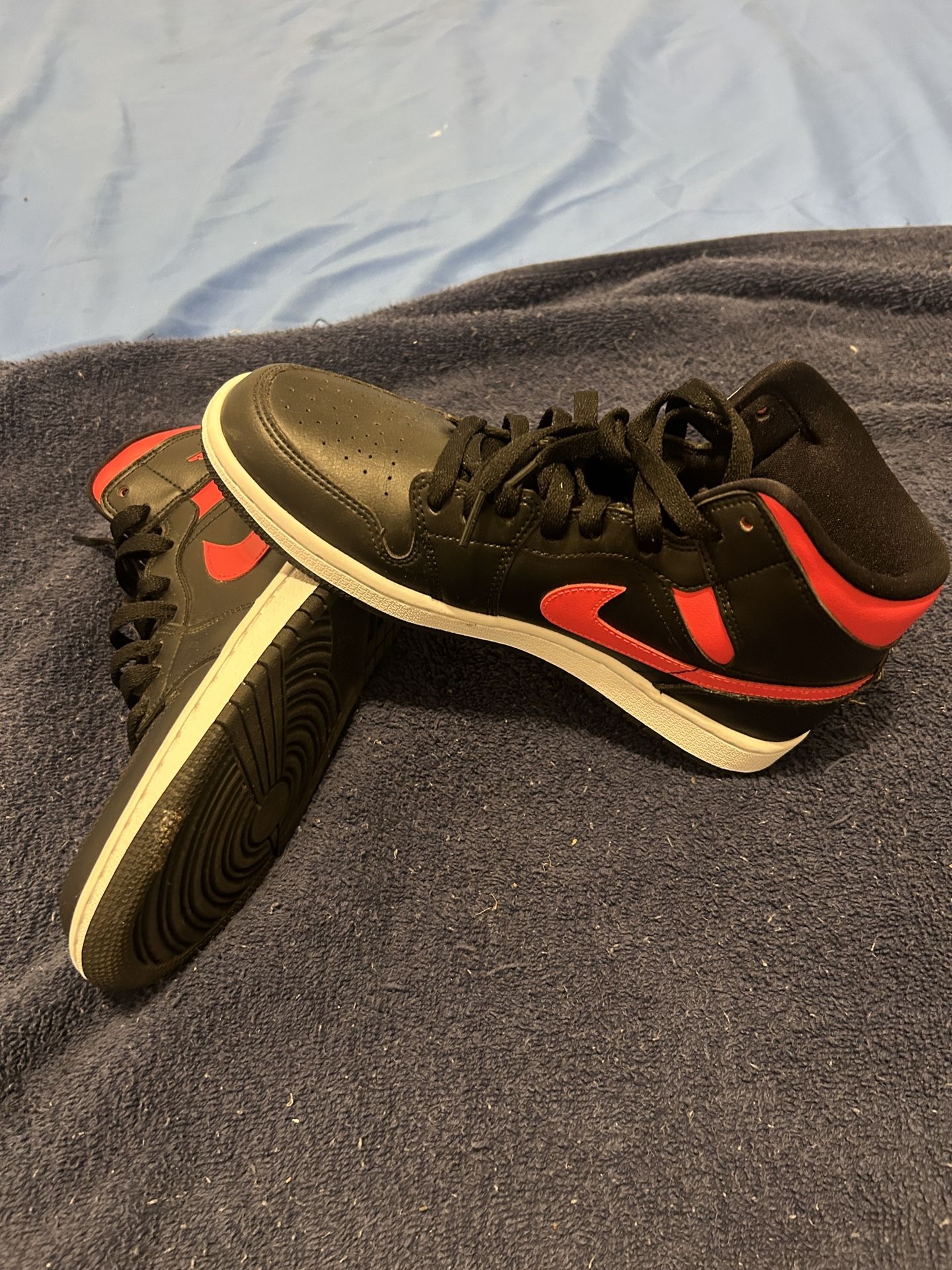 Nike Air Jordan 1 Mid