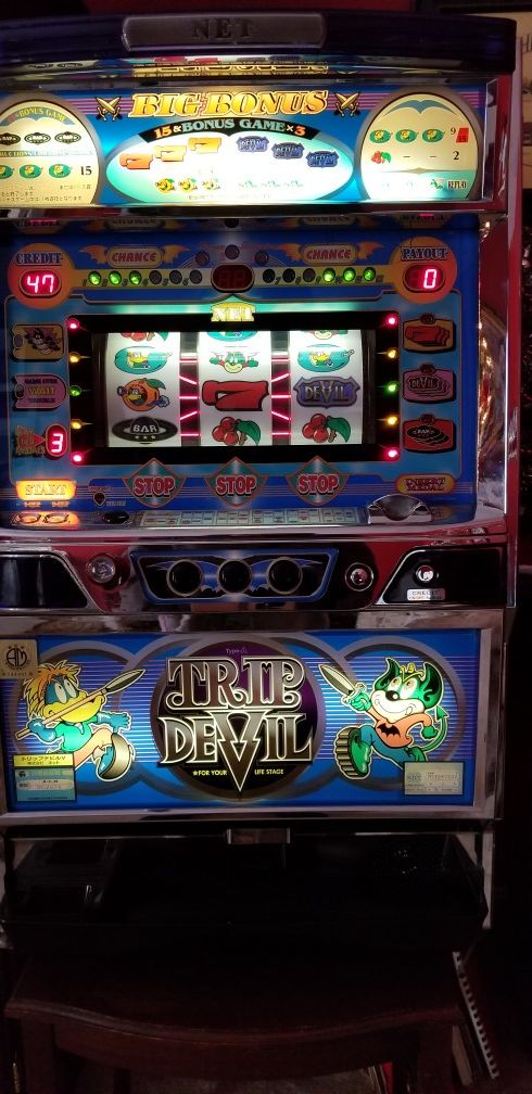 REDUCED **Authentic & RARE** PACHISLO NET Trip Devil V Slot Machine