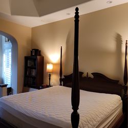 Vintage King Bed Frame Kincaid Furniture Co., Inc.