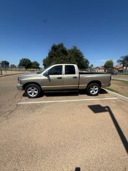 Dodge Ram 1500 SLT 5.7 Hemi