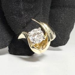 Ladies .90ct Diamond Solitaire 14k Yellow Gold Ring Size 7.75 11053210