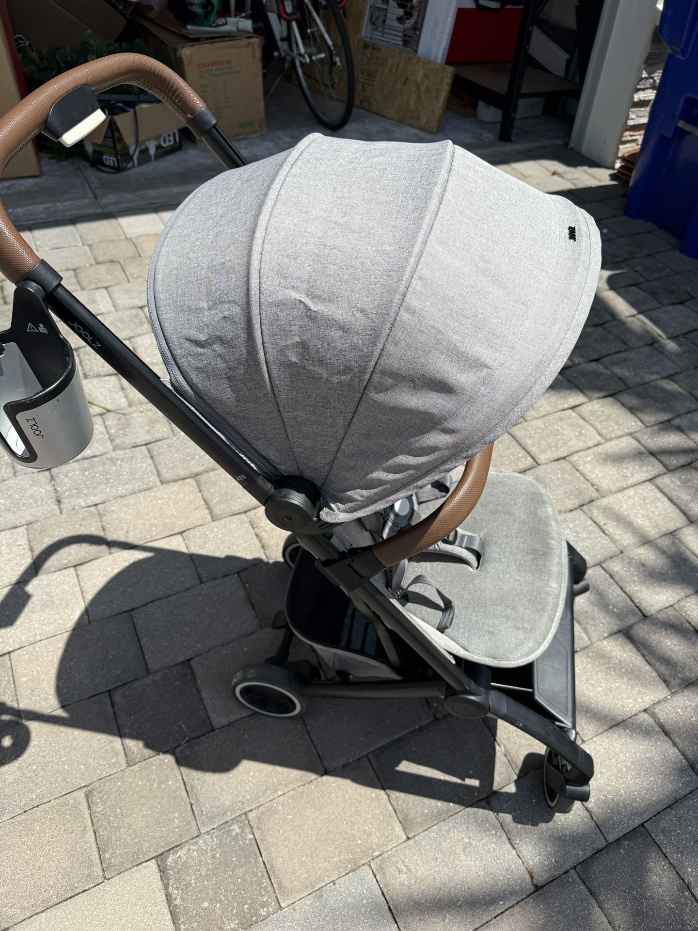 Joolz Aer Lightweight Compact Travel Stroller Gray with leather bumper bar