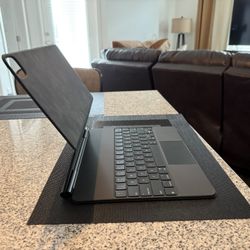 Apple iPad Magic Keyboard w/ Pencil Pro