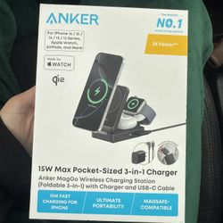 Anker 15W Max Pocket Sized 3-in-1 Charger 
