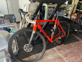 Trek Checkpoint AL gravel bike 56cm